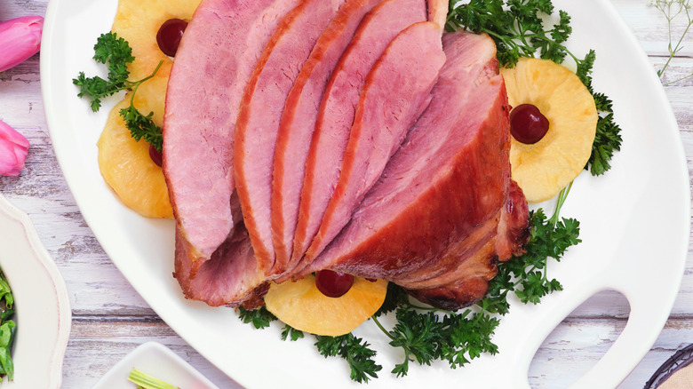 baked ham with pineapple