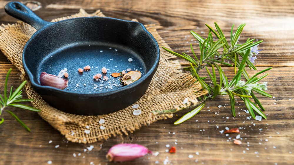 Garlic in a cast iron pan