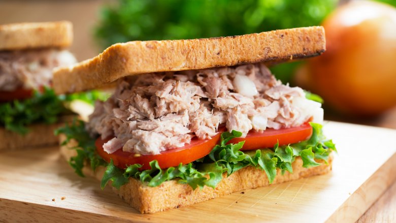 tuna sandwich