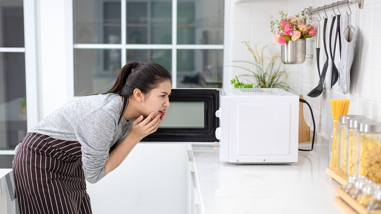 Foods You Should Never Microwave