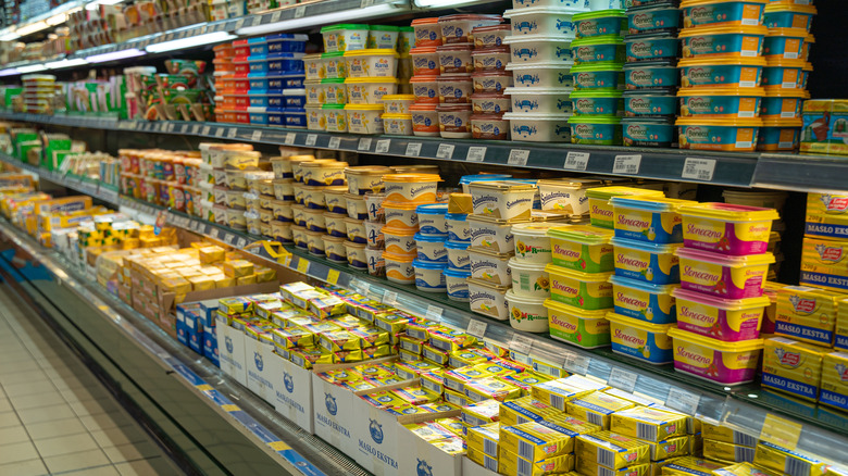 Shelf displaying many vegan butter