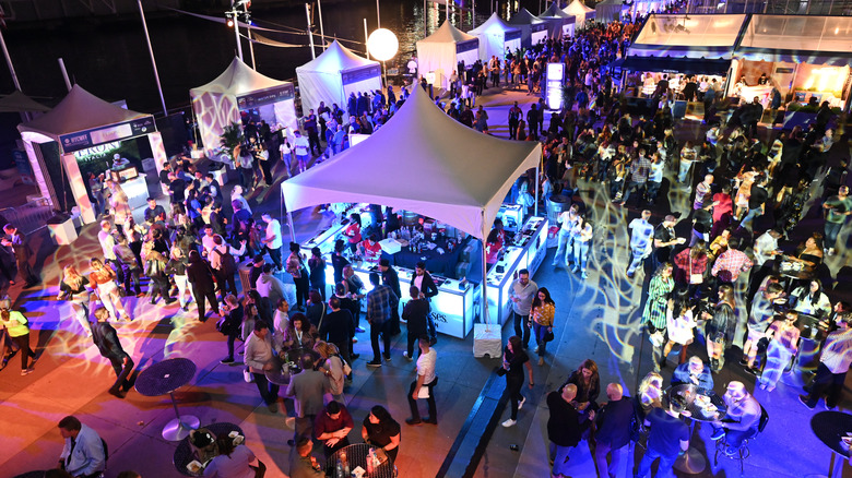 crowd gathered at NYCWFF