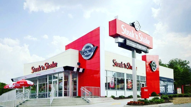 steak n shake building