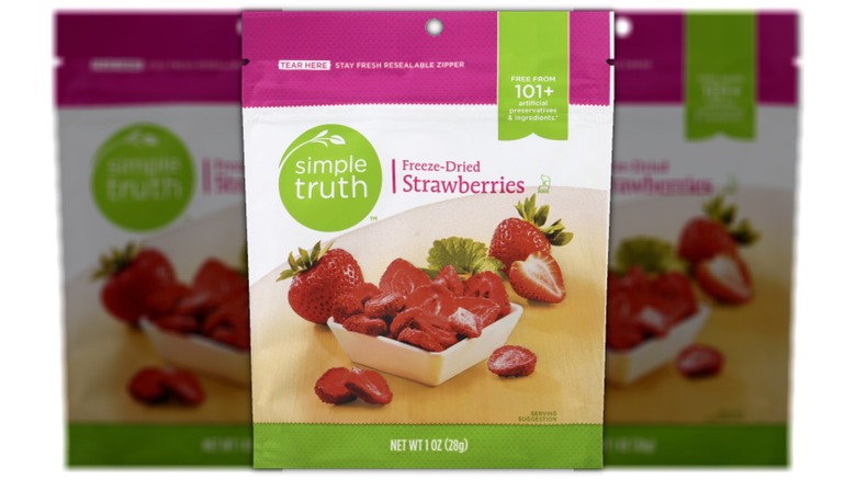 simple truth dried strawberries