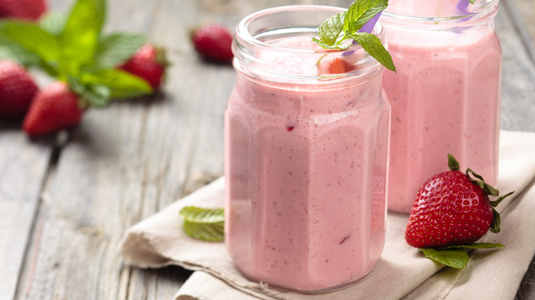 Strawberry smoothie in mason jar