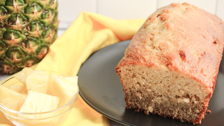 Fresh pineapple bread served on a plate