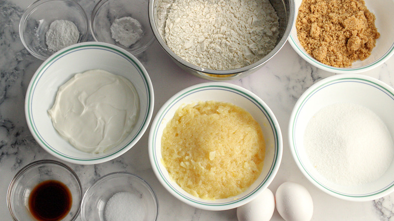 The ingredients for pineapple bread