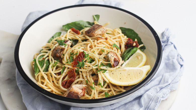 Sardine pasta in serving bowl