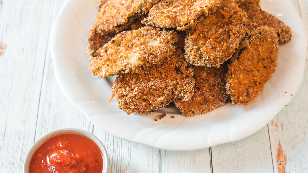 fried zucchini platter with marinara sauce