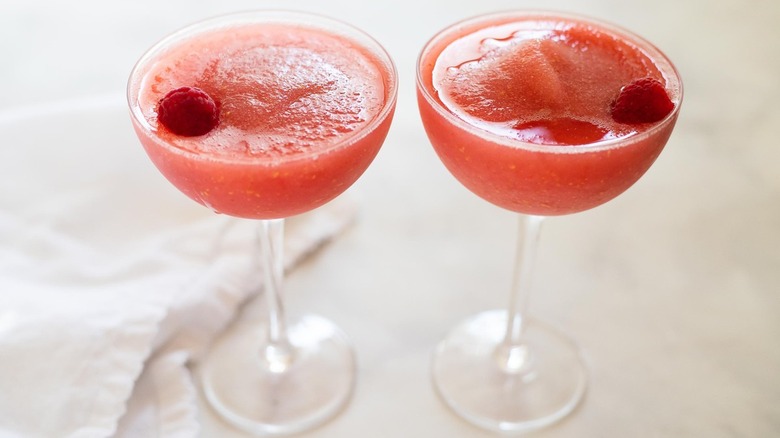 frosé in champagne coupes