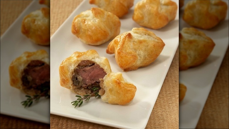 Appetizers USA beef Wellington bites