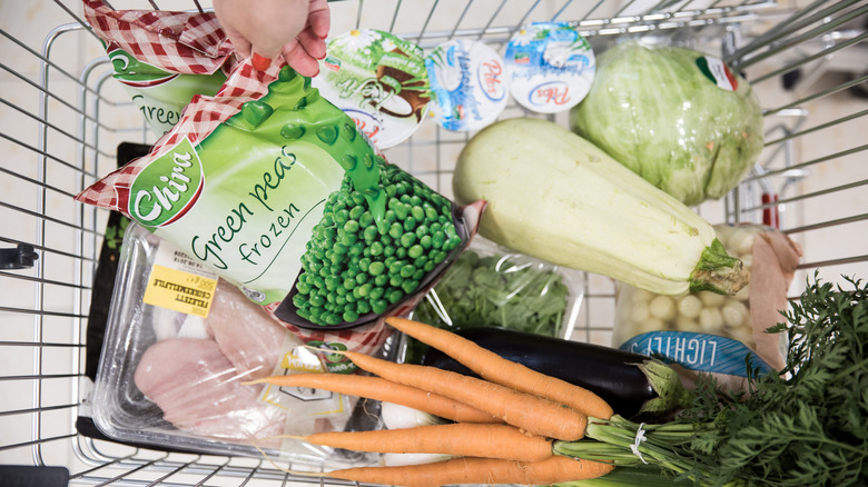 frozen peas in shopping cart