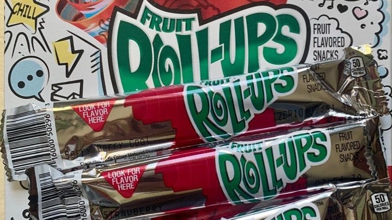 Several Fruit Roll-Ups on box