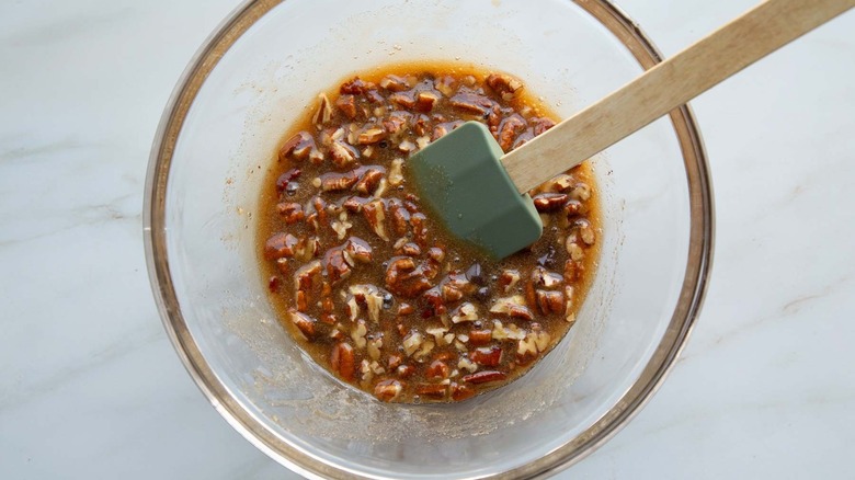 pecan pie filling in bowl