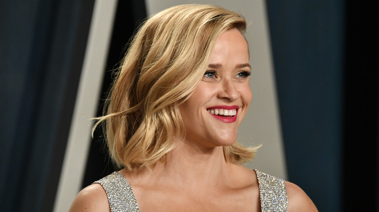 Reese Witherspoon sports a bob