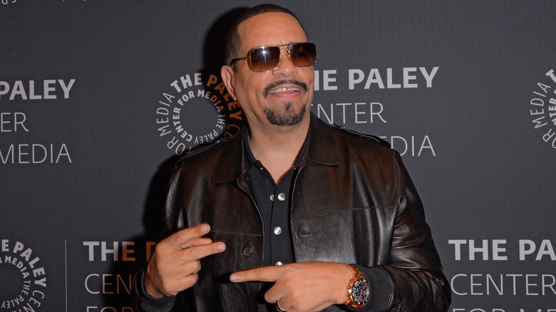 Ice-T AKA Fin Tutuola posing