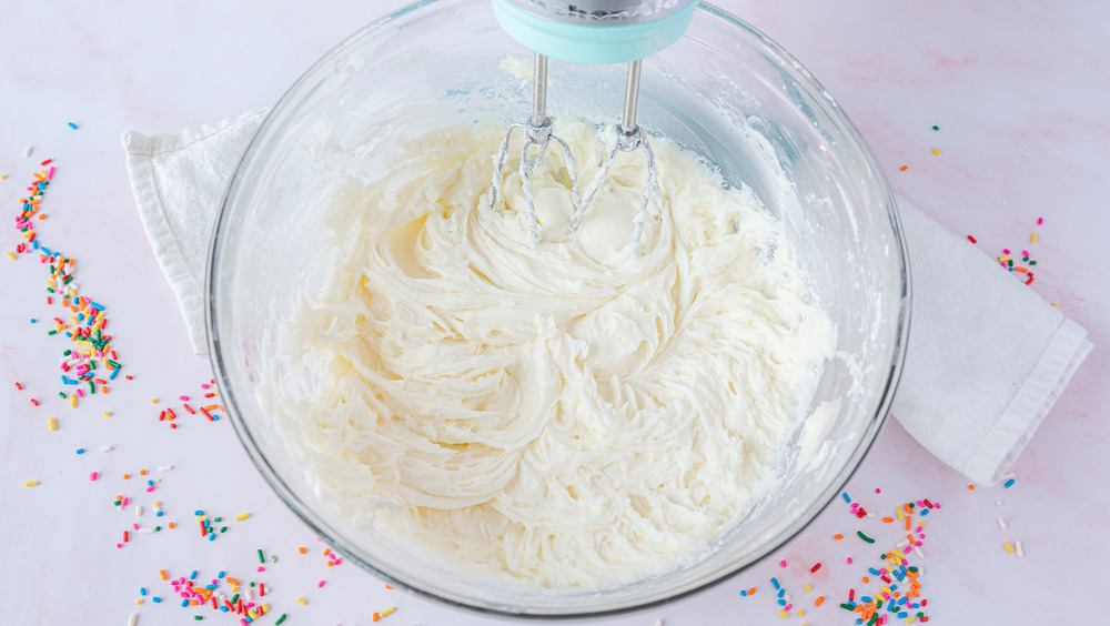 make frosting for funfetti cake