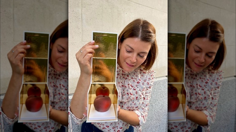 Gail Simmons peach dessert