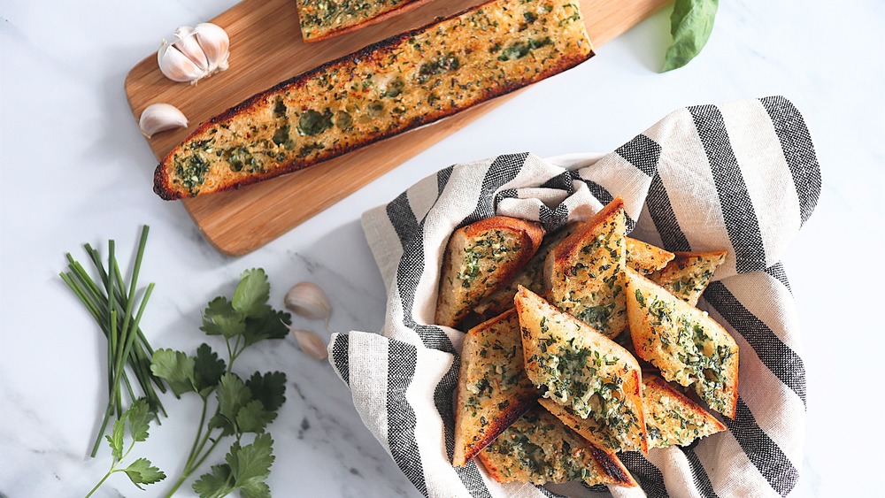 garlic bread