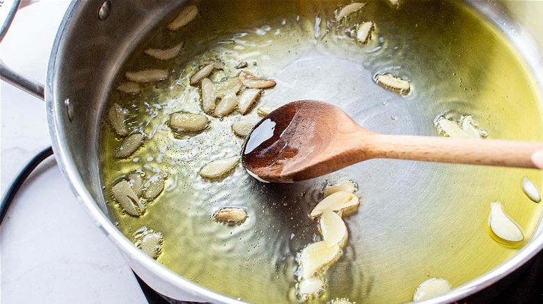 garlic stirred in oil