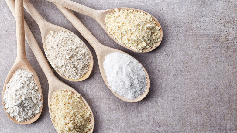 different kinds of flour