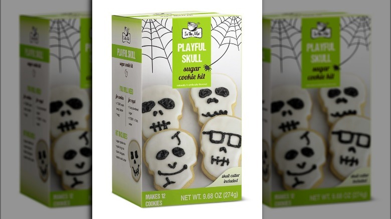In the Mix Halloween Skulls or Eyeball Cookie Kit