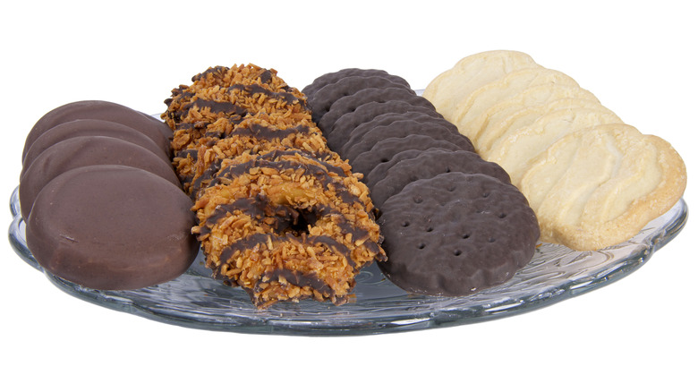 A plate of Girl Scout Cookies