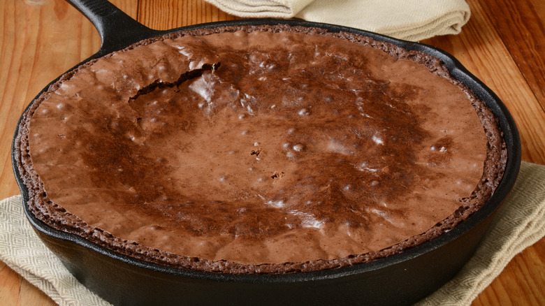 brownie in cast iron skillet