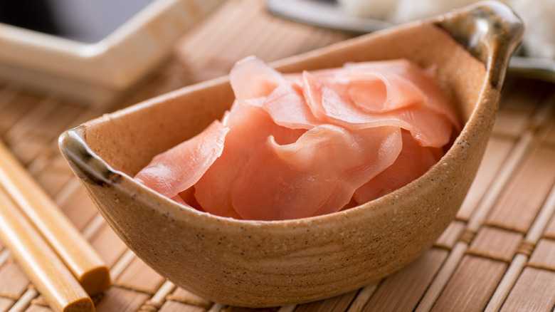 bowl of pickled ginger slices