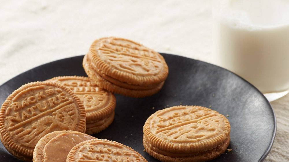 girl scout cookie copycats peanut butter creme cookies do-si-does