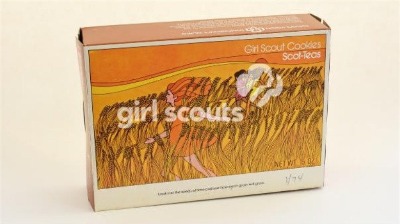 vintage girl scout cookie box featuring scot-teas cookies