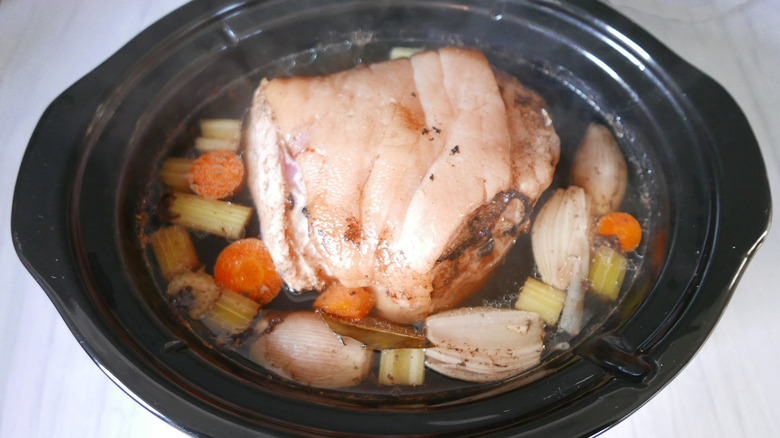 ham, vegetables, liquid in slow cooker