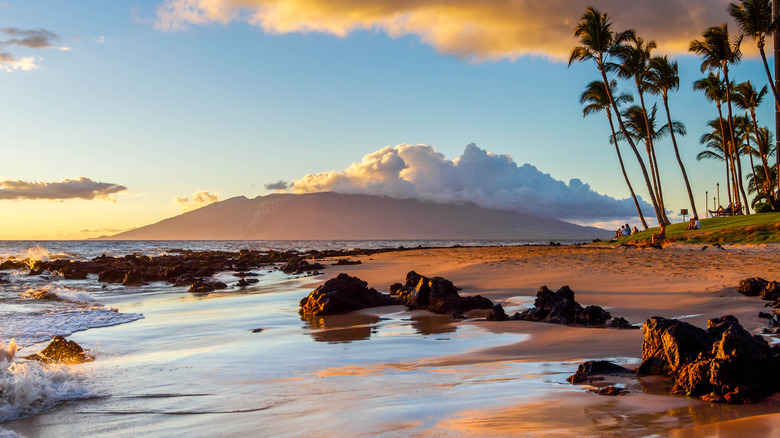 Sun sets on Maui beach