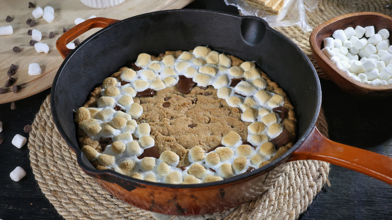 s'mores pizookie in skillet