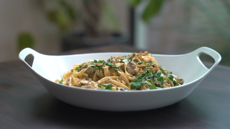 Ramsay's 10-minute turkey pasta