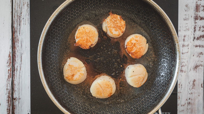 scallops in a pan