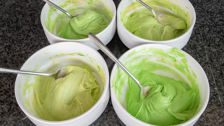 green batter in 4 bowls