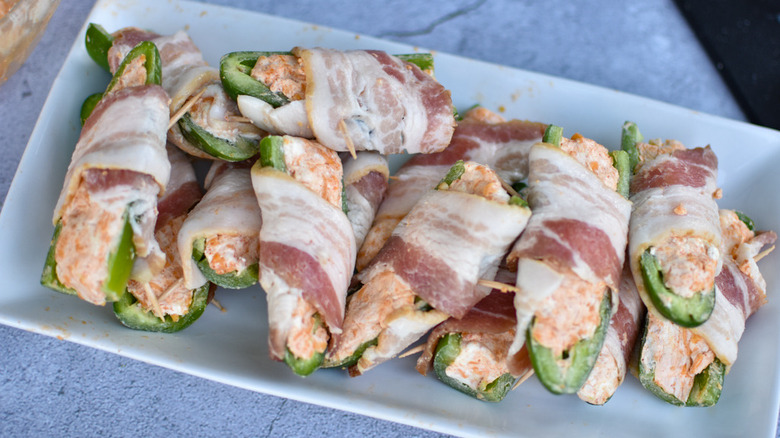 jalapeños wrapped with bacon