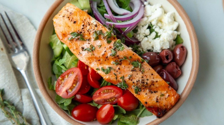 salad with salmon