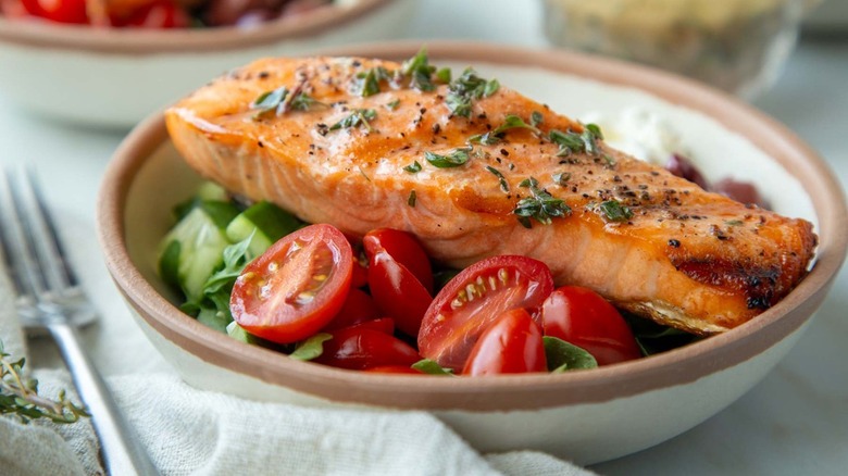 salad with salmon