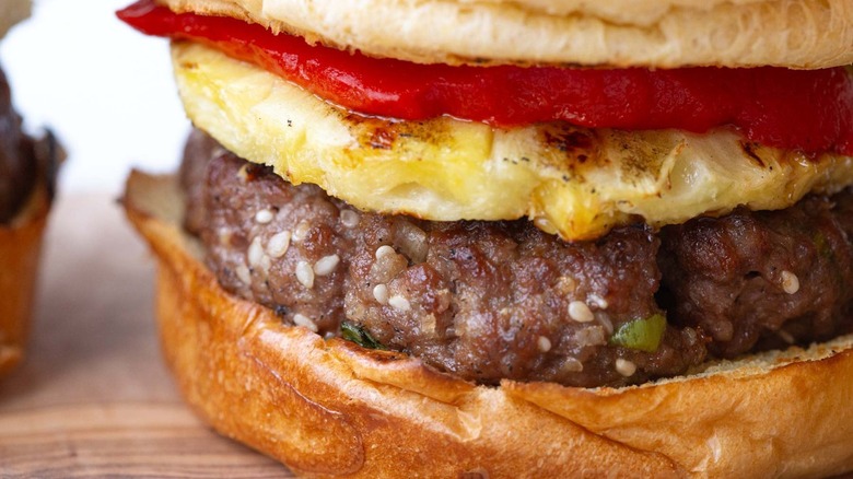 burger with pineapple and peppers