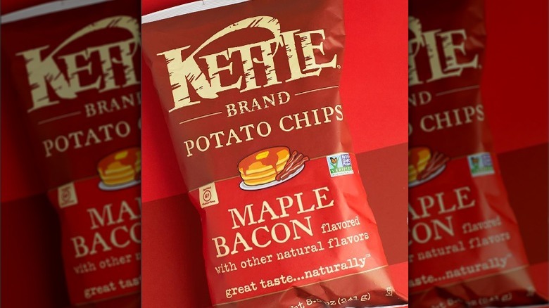 Kettle Brand chips maple bacon