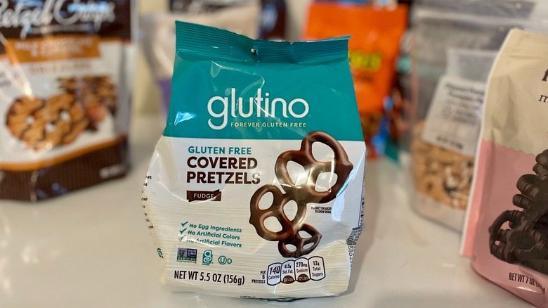 glutino fudge pretzels