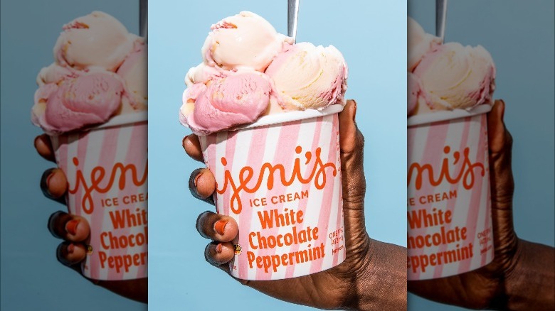 Jeni's white chocolate peppermint pint