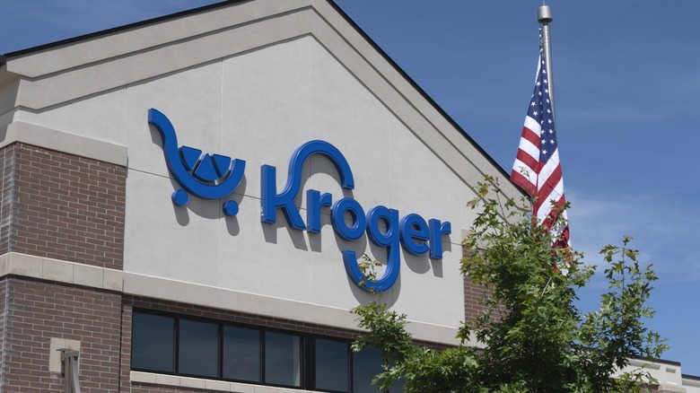 Exterior of Kroger restaurant