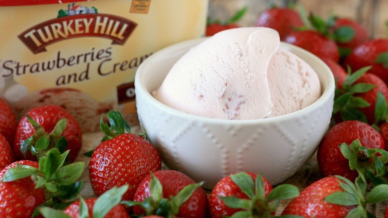 Bowl of Turkey Hill Strawberries and Cream ice cream