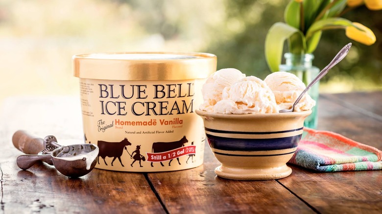 conatiner of Blue Bell Homemade Vanilla Ice Cream