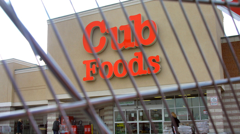 Cub Foods viewed through a shopping cart