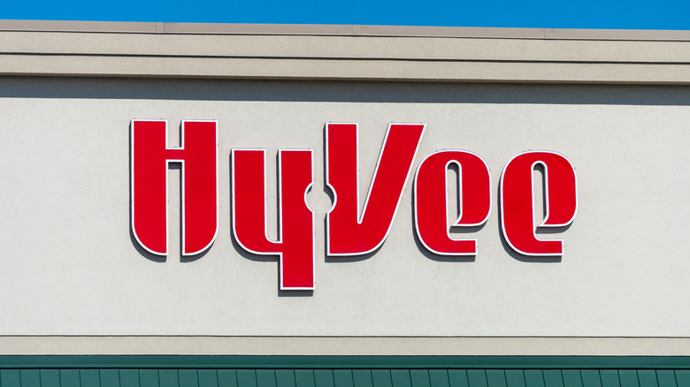 Hy-Vee storefront