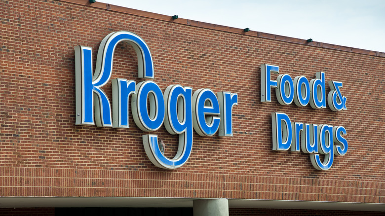 kroger supermarket sign